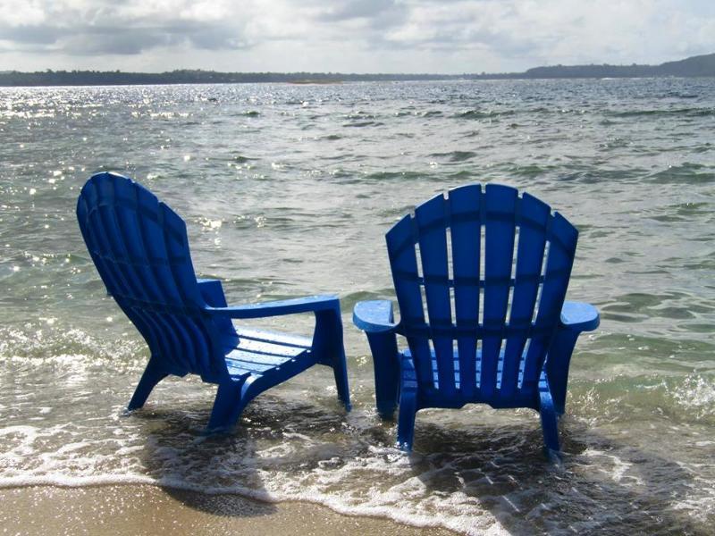 Blue Bay Resort & Restaurant بورت فيلا المظهر الخارجي الصورة